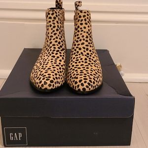 NIB Calf hair block heel bootie